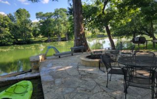 Days-Away-River-House-On-The-Guadalupe-Texas (25)